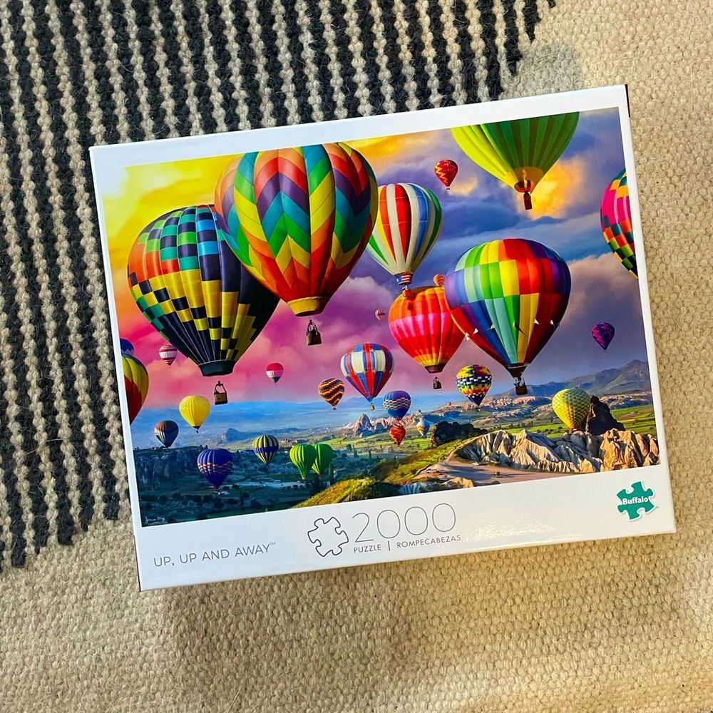 NEW Buffalo Games UP UP and AWAY Hot Air Balloons 2000 Piece Jigsaw Puzzle